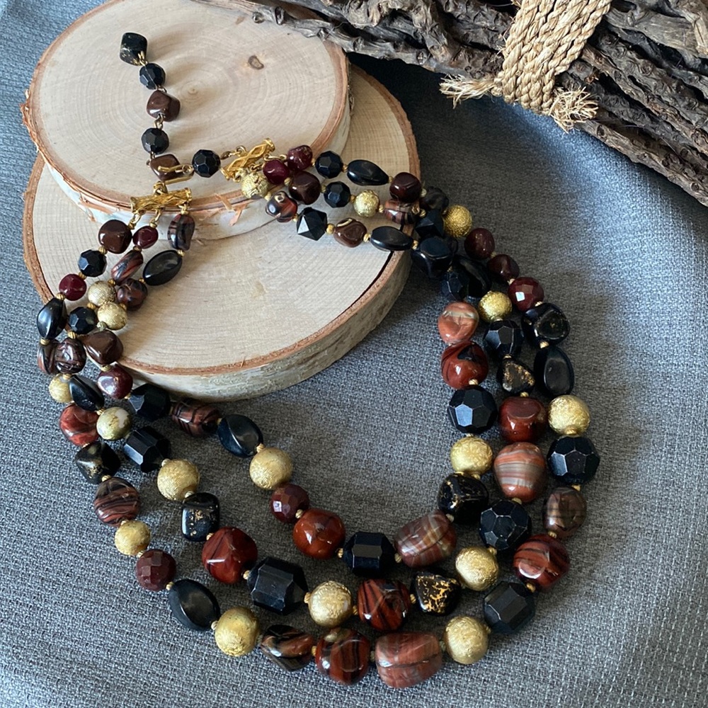 VTG- Hattie Carnegie- Pre-‘60s- 3 Strand, Varied Faux Stone Glass Bead Necklace